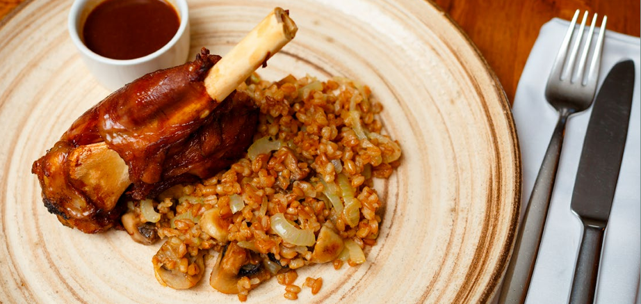 Oven-Roasted Goat or Lamb in Aromatic Marinade with Bulgur